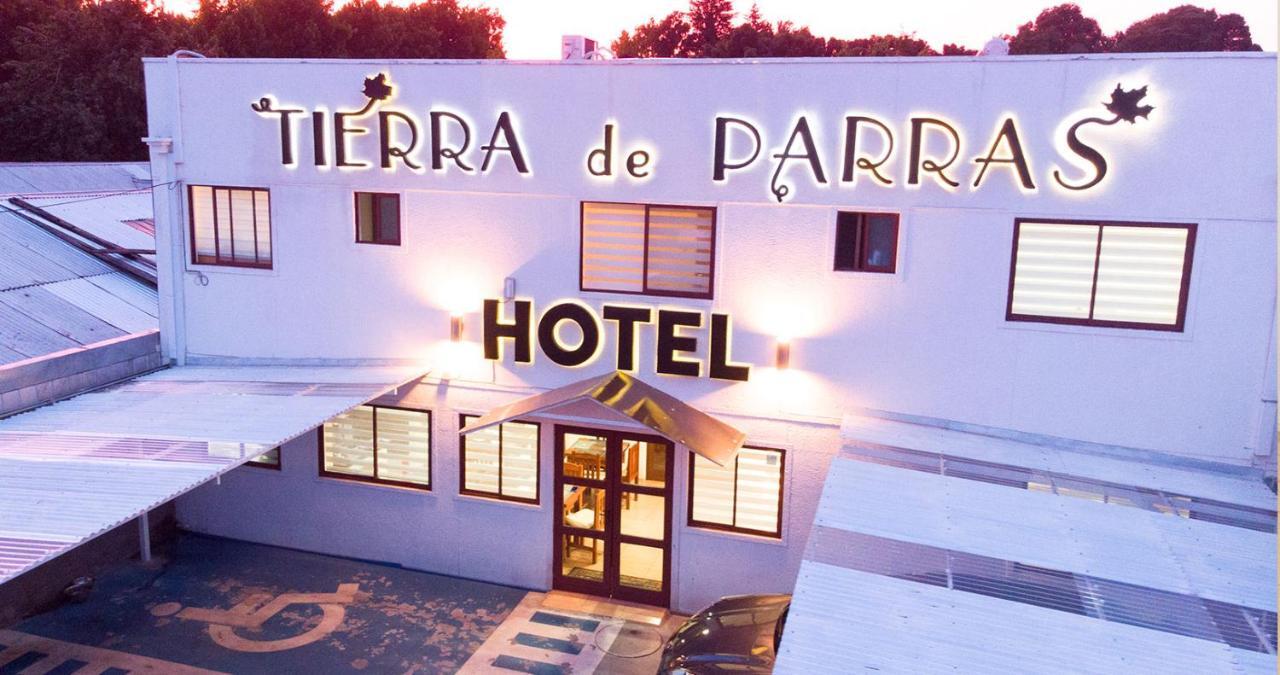 Hotel Tierra De Parras Chillán Exteriör bild